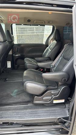 تويوتا سيينا